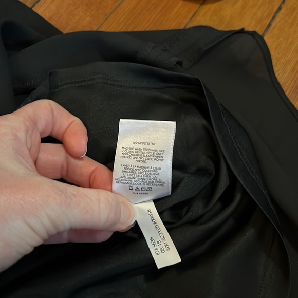 Black Long Sleeved Dress - Picture 7 of 9